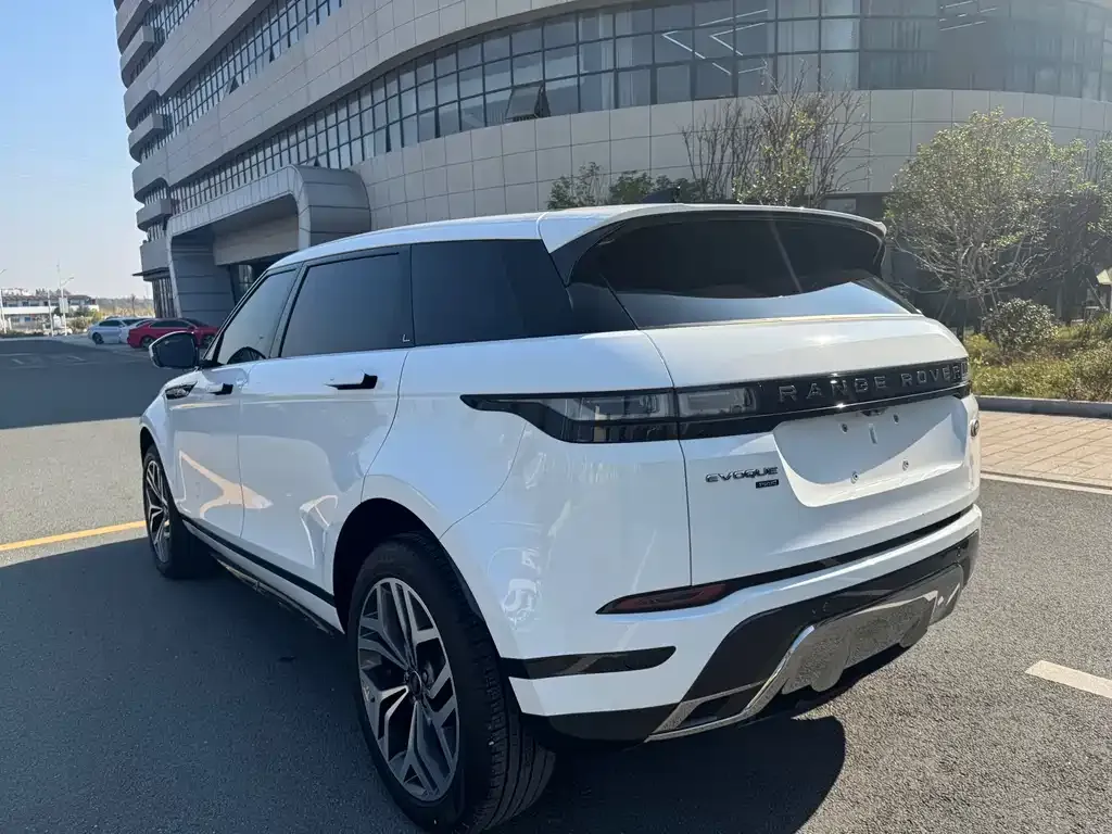 Land Rover Evoque — фото 8