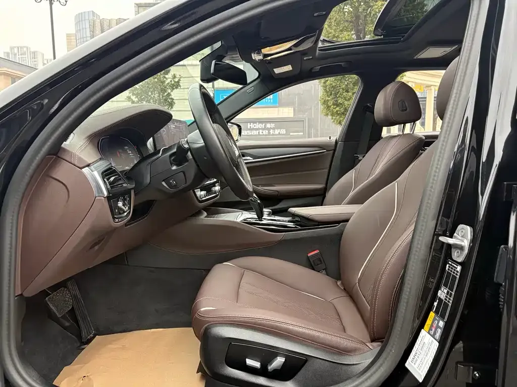 BMW 5 Series New Energy — фото 2