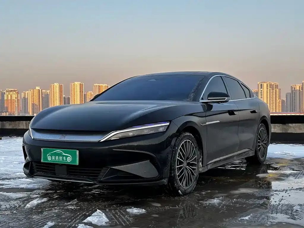 BYD Han — фото 1