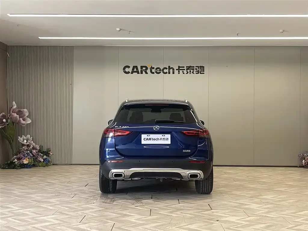 Mercedes-Benz GLA — фото 6