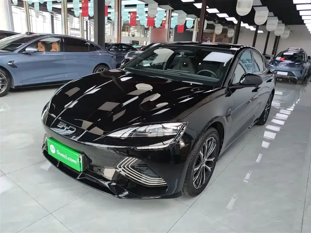 BYD Seal — фото 4