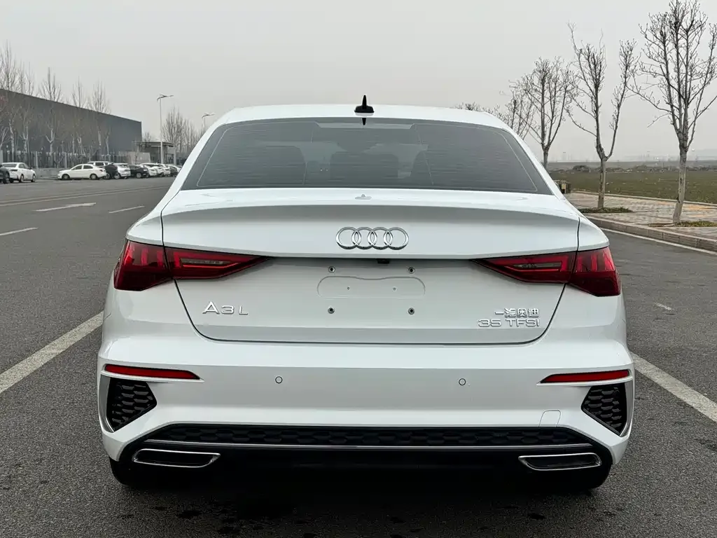 Audi A3 — фото 10