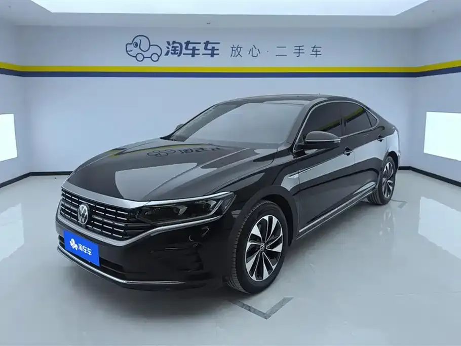 Volkswagen Passat — фото 1