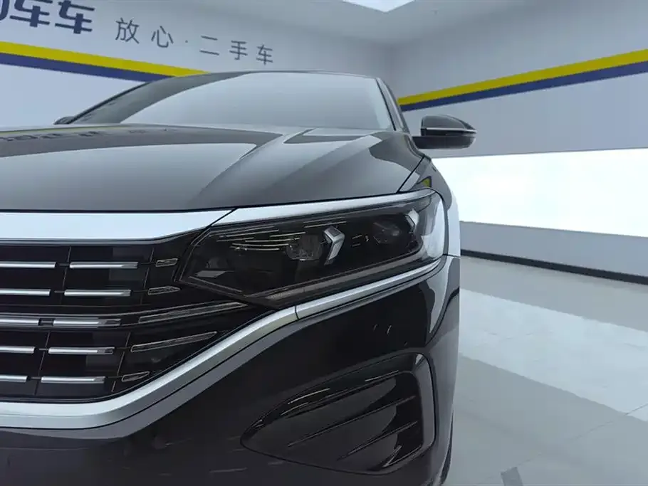 Volkswagen Passat — фото 2