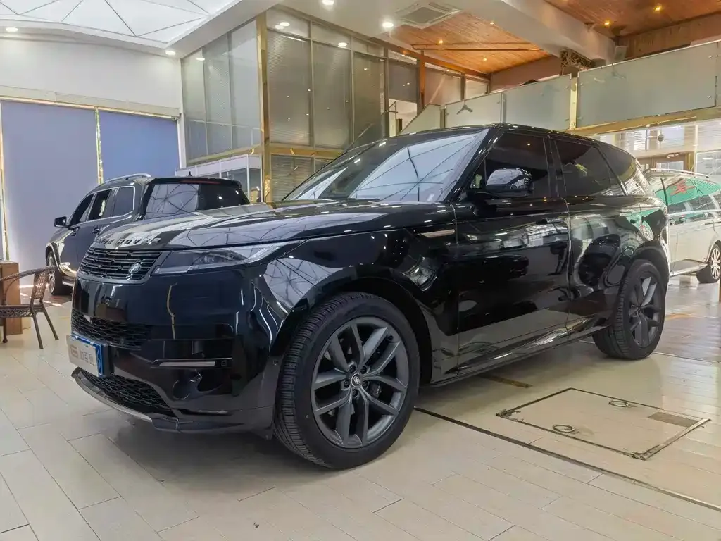 Land Rover Sport — фото 1