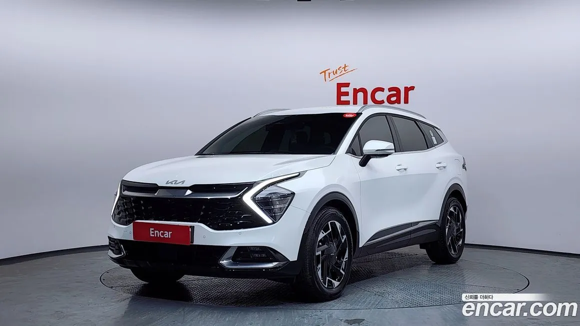 Kia Sportage — фото 1