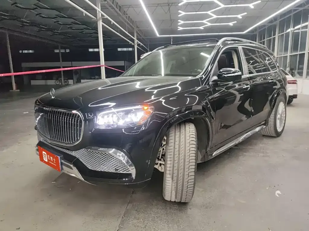Mercedes-Benz GLS — фото 1
