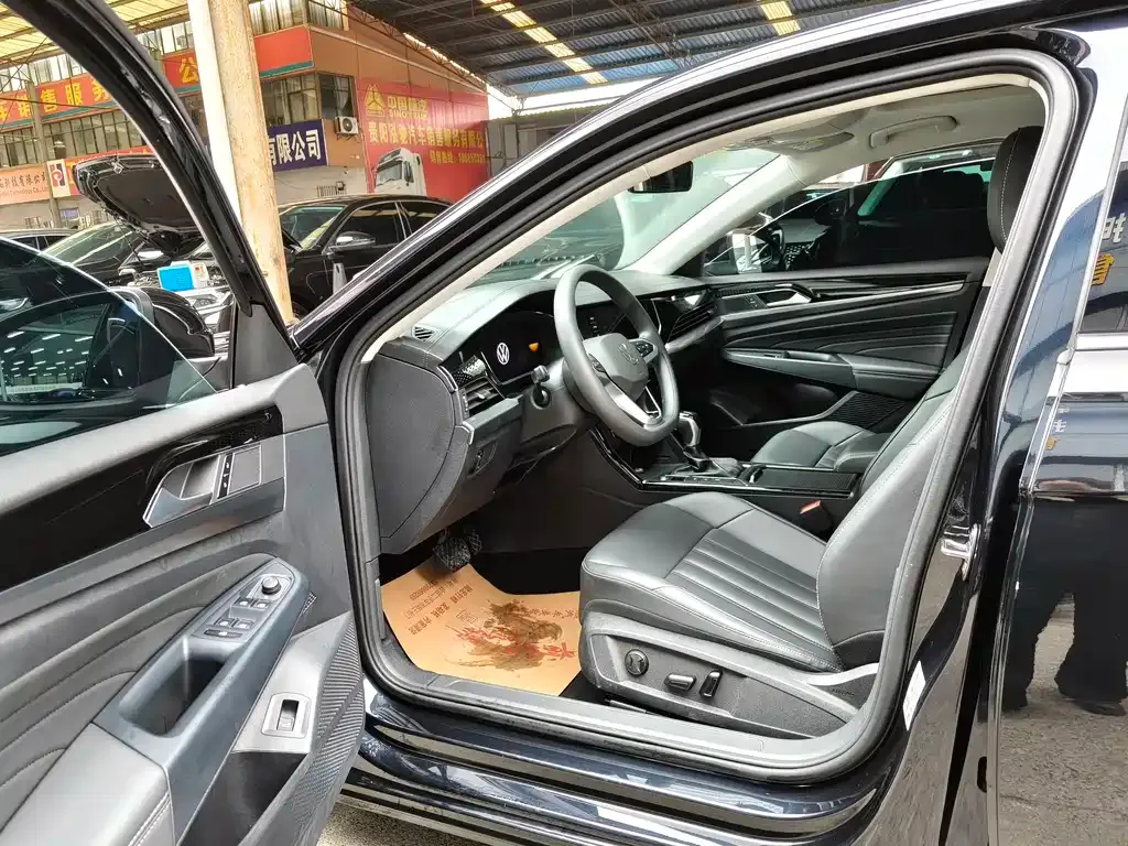 Volkswagen Passat — фото 4