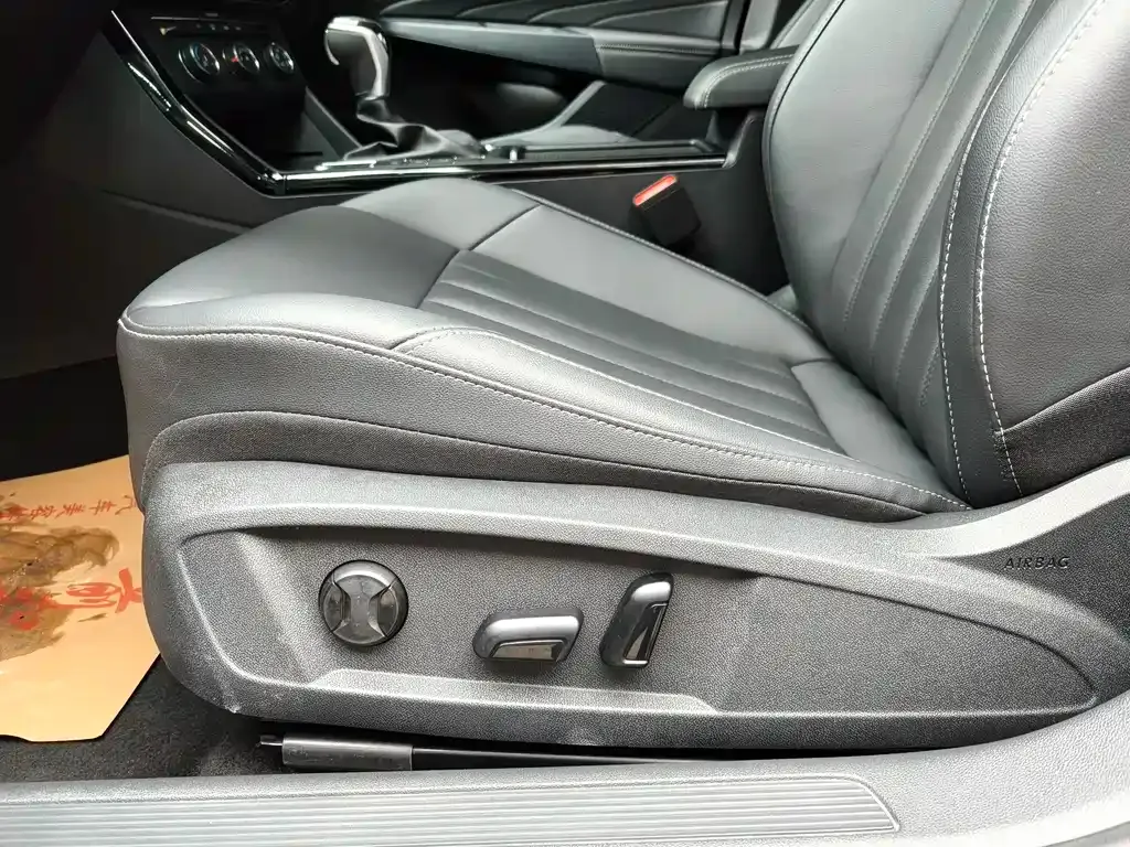 Volkswagen Passat — фото 5