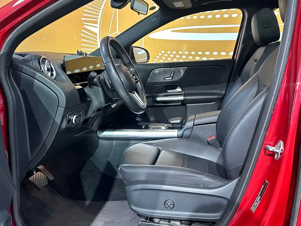 Mercedes-Benz GLA — фото 8