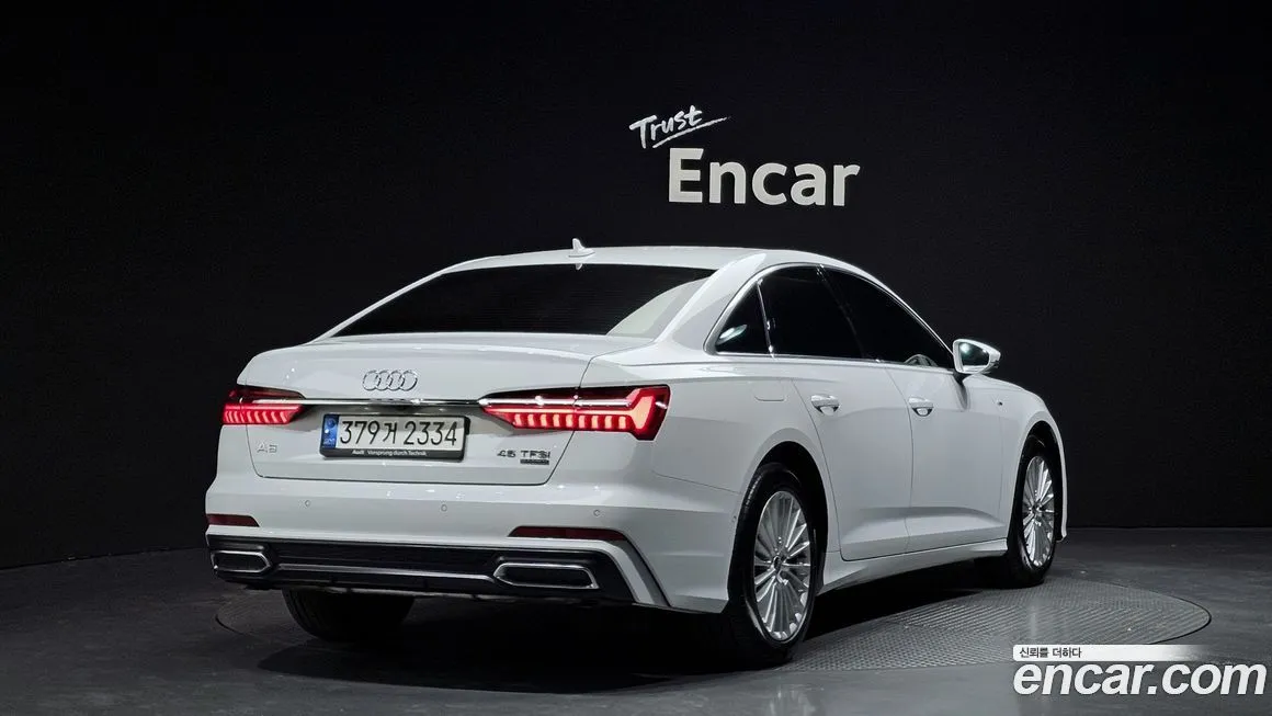 Audi A6 — фото 2