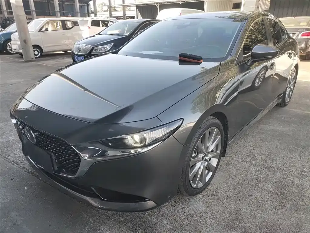 Mazda 3 Axela — фото 2