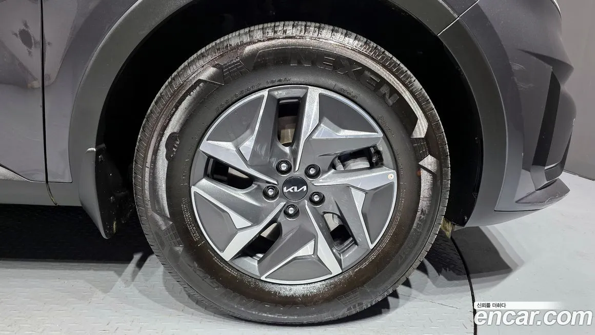Kia Sorento — фото 7
