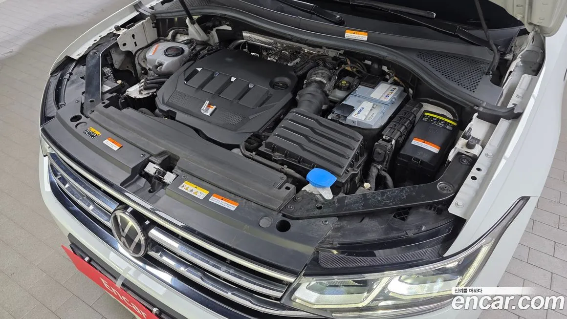 Volkswagen Tiguan — фото 10