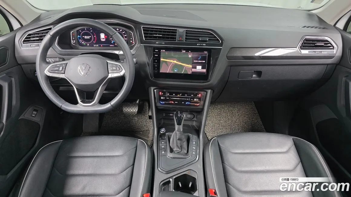 Volkswagen Tiguan — фото 8