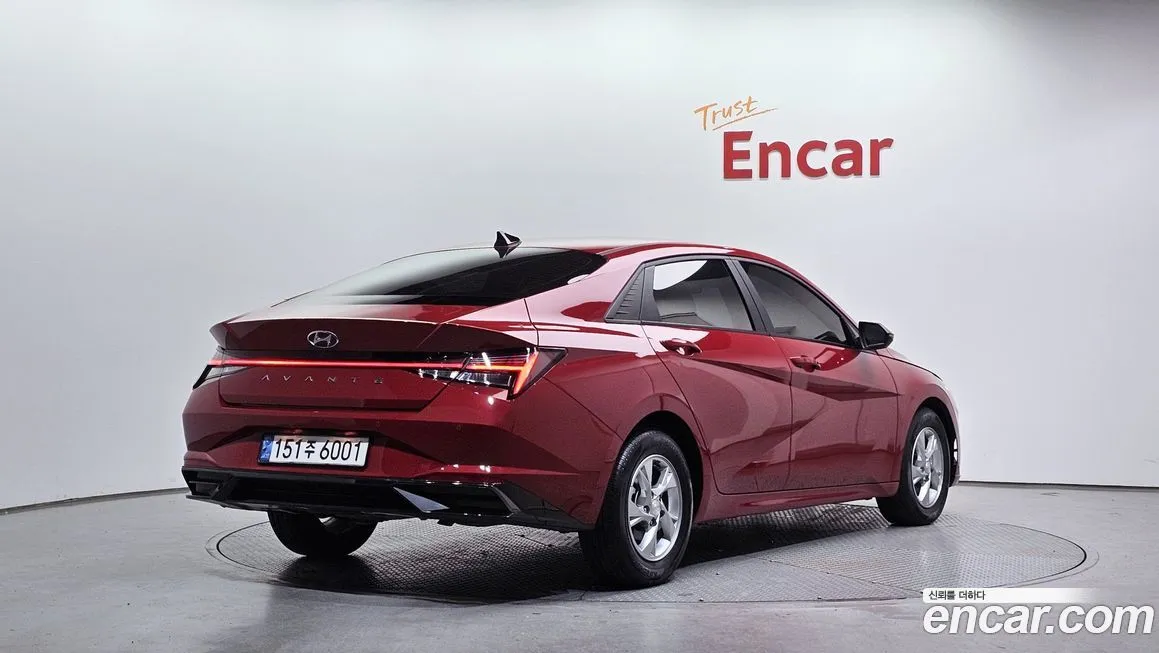 Hyundai AVANTE — фото 2
