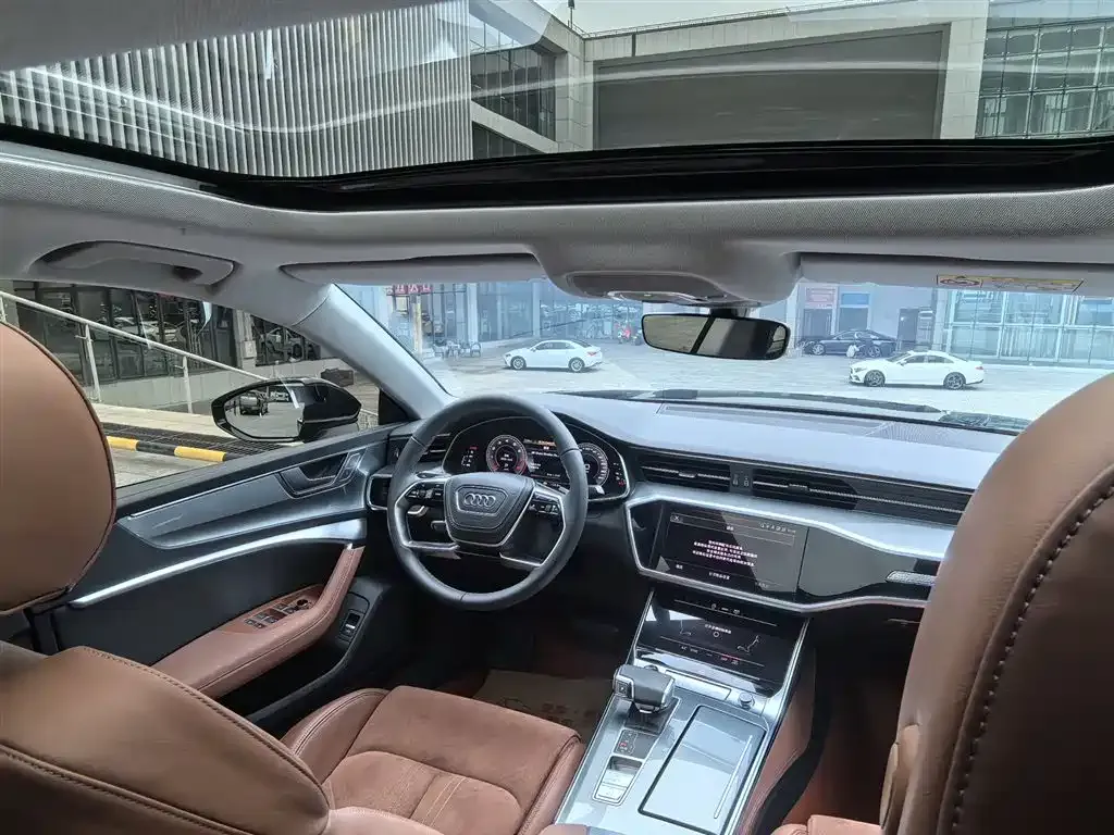 Audi A7L — фото 4