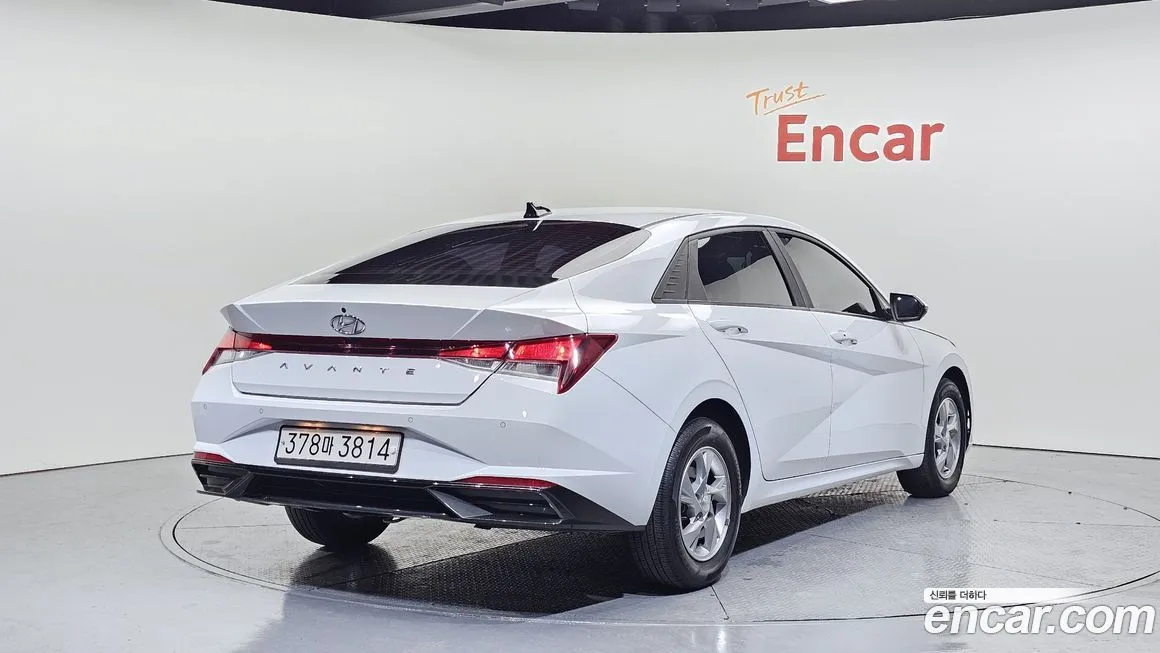 Hyundai AVANTE — фото 9