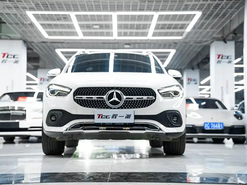 Mercedes-Benz GLA — фото 2