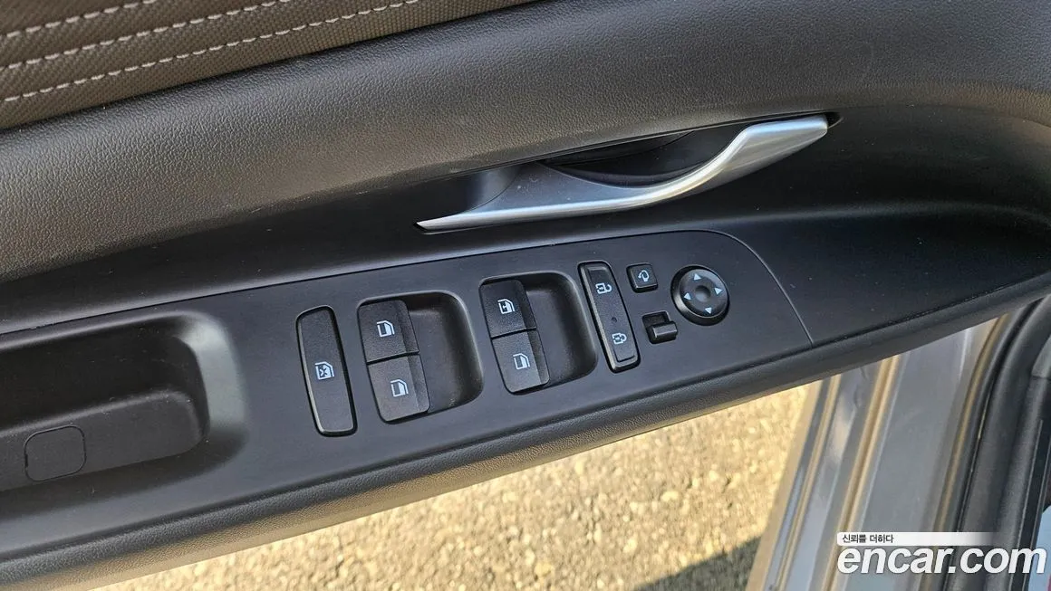 Hyundai AVANTE — фото 3