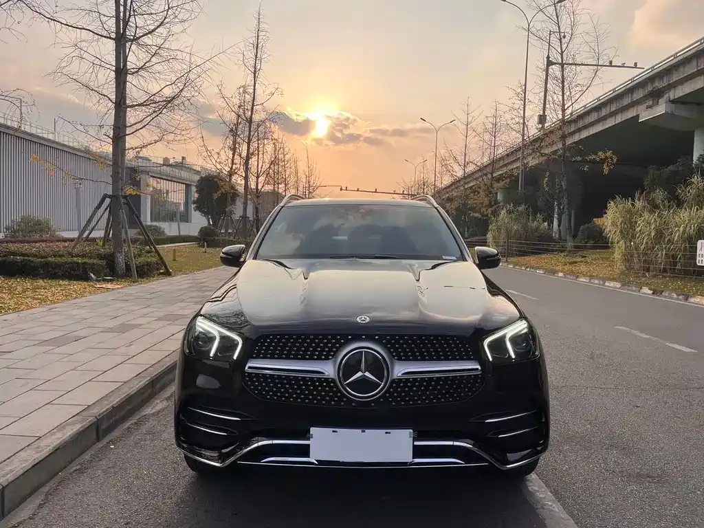 Mercedes-Benz GLE — фото 5