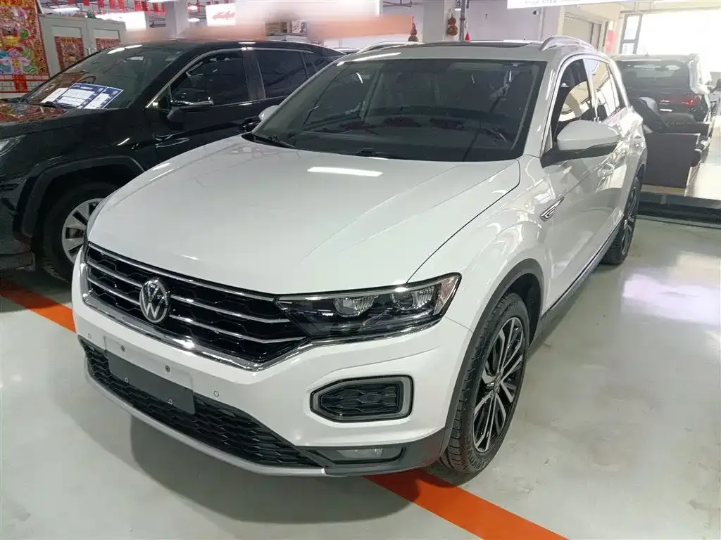 Volkswagen T-Roc — фото 2