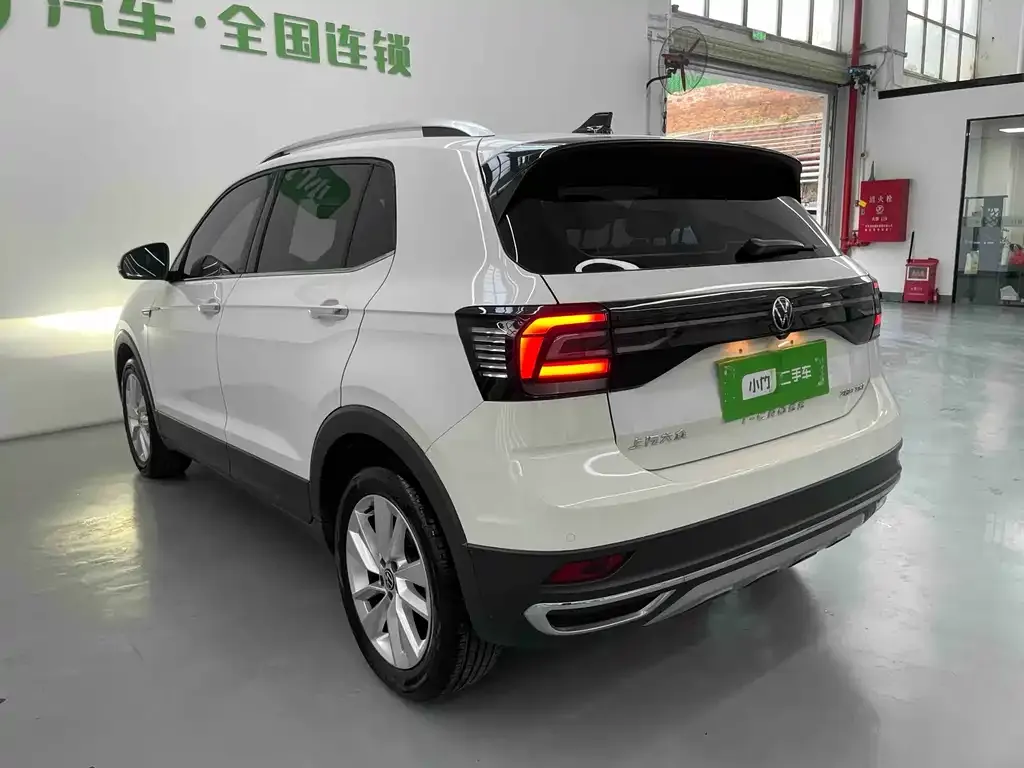 Volkswagen T-Cross — фото 10