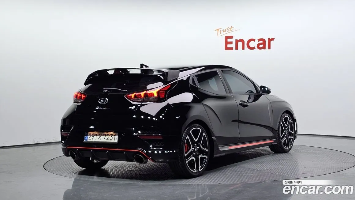 Hyundai Veloster — фото 2