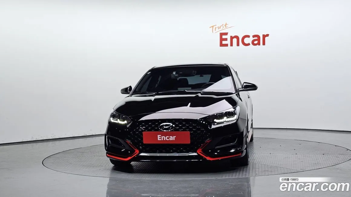 Hyundai Veloster — фото 3