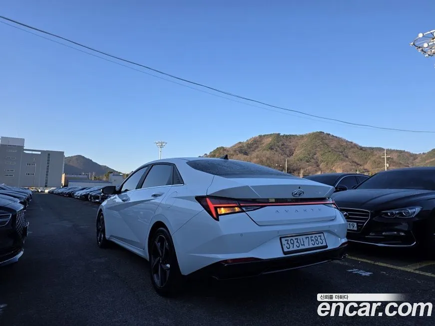 Hyundai AVANTE — фото 7