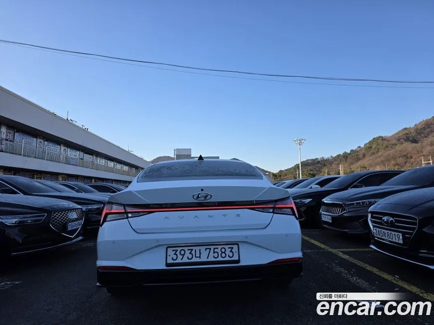 Hyundai AVANTE — фото 5