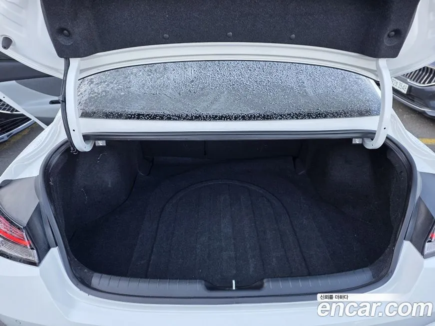 Hyundai AVANTE — фото 10