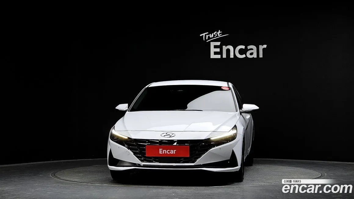 Hyundai AVANTE — фото 4