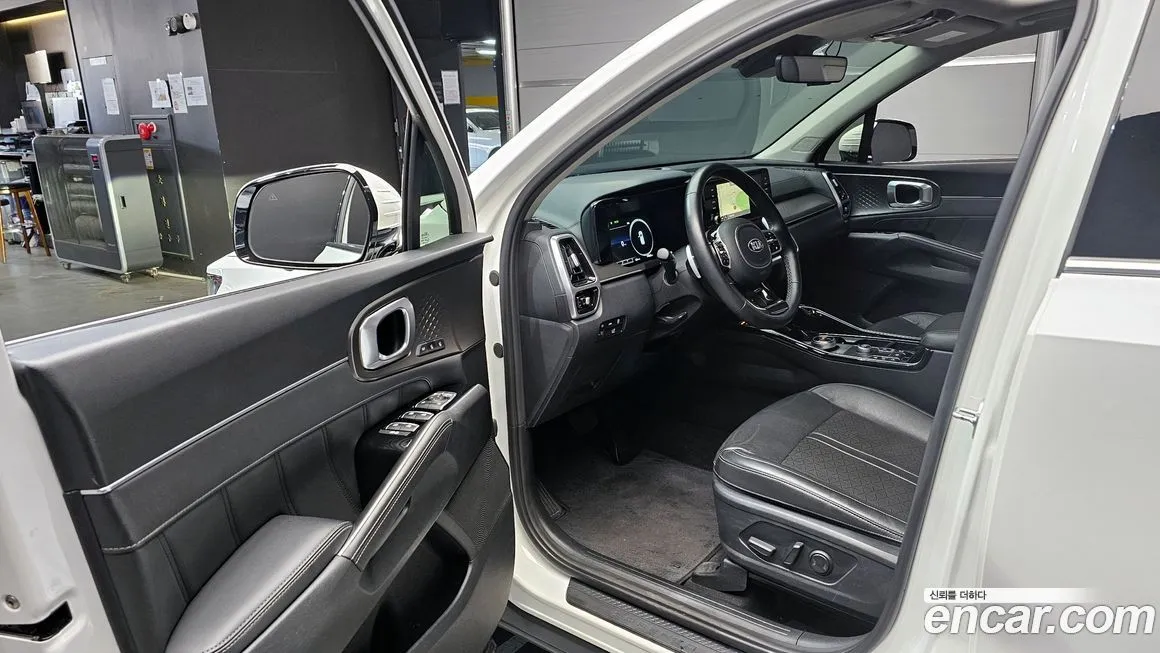 Kia Sorento — фото 10