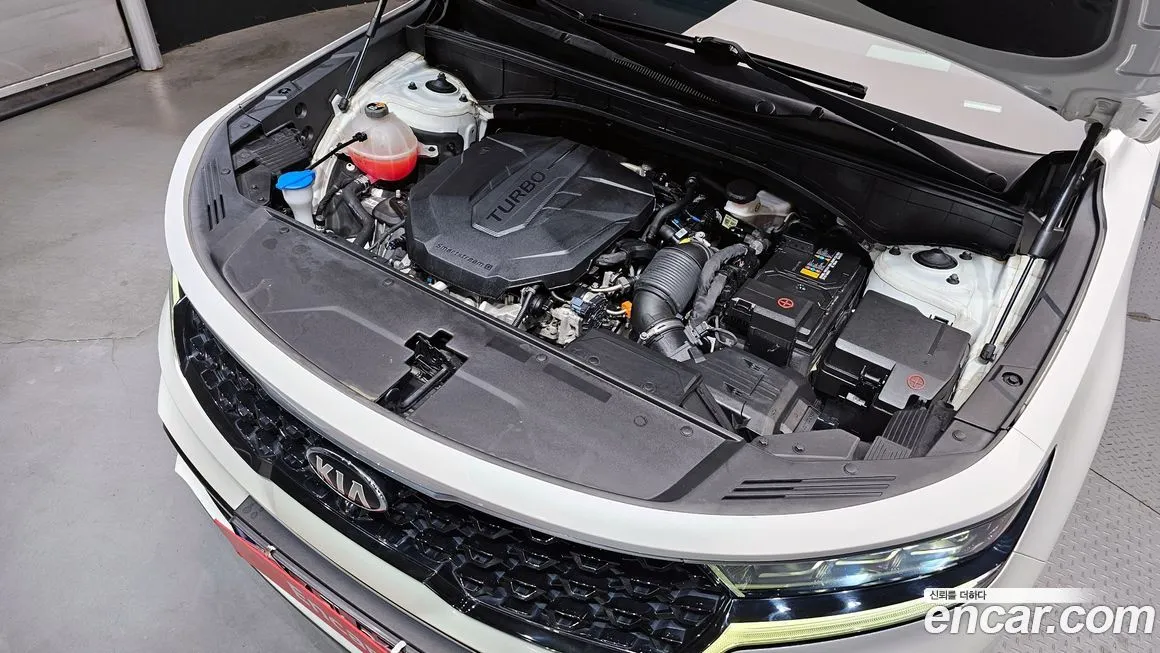 Kia Sorento — фото 6