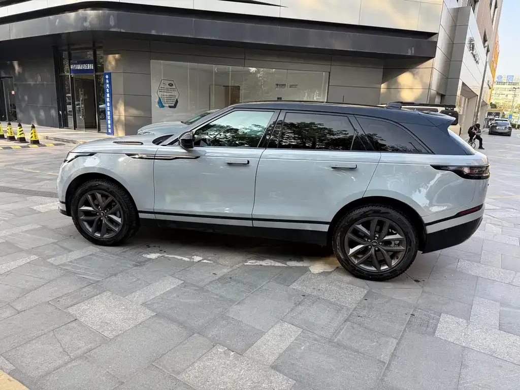 Land Rover Velar — фото 7