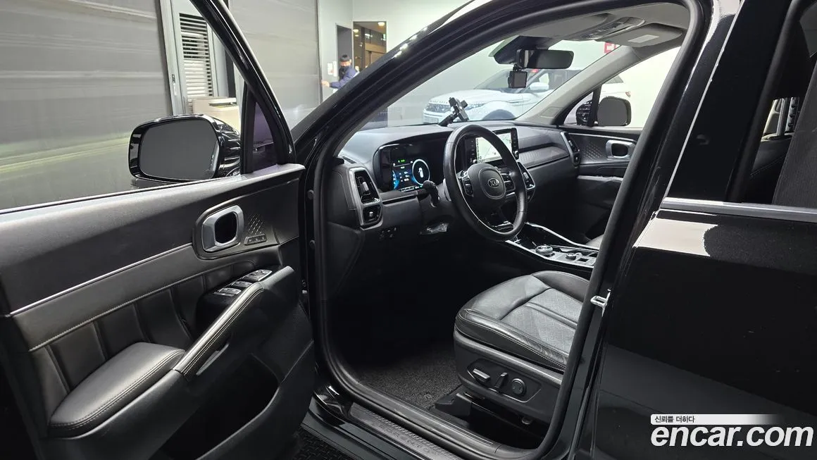 Kia Sorento — фото 10