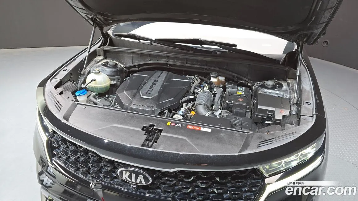 Kia Sorento — фото 6