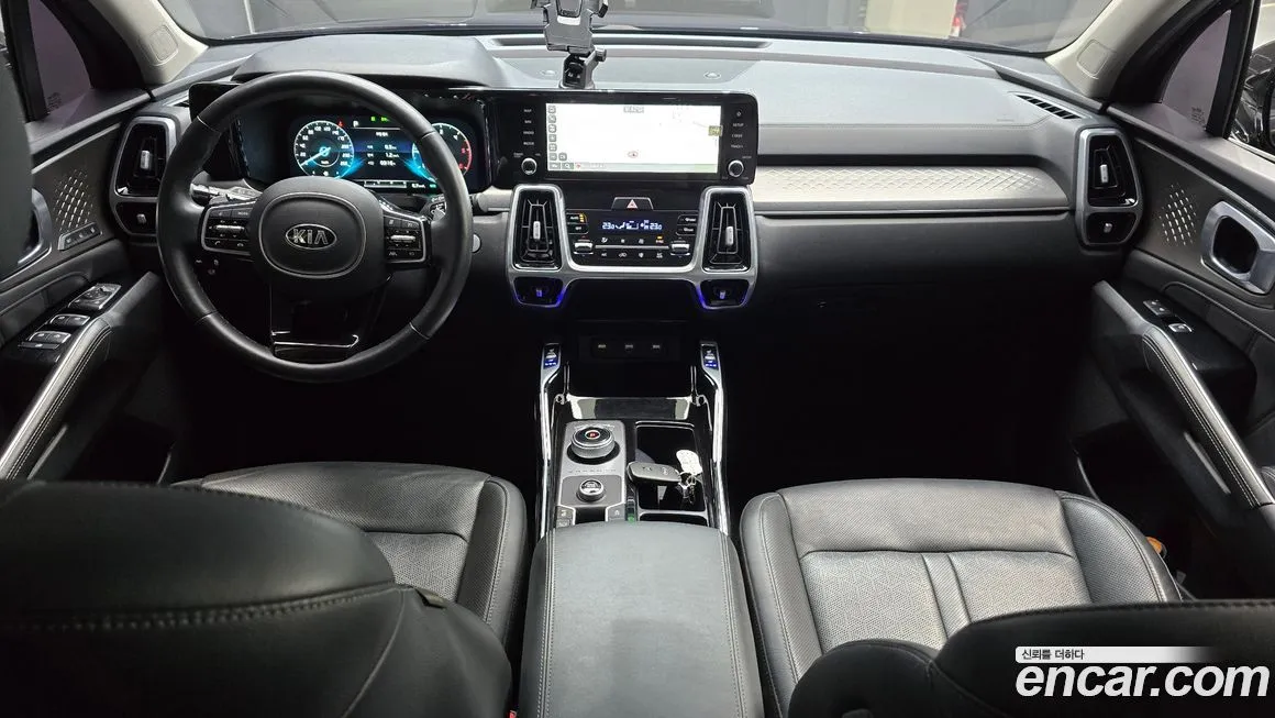 Kia Sorento — фото 7