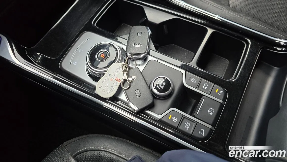 Kia Sorento — фото 9