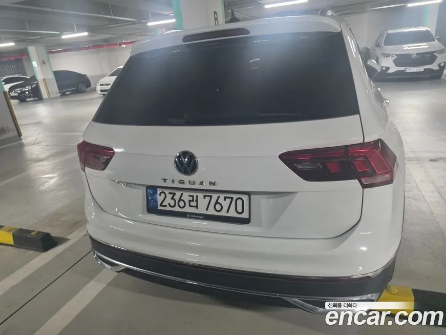 Volkswagen Tiguan — фото 2