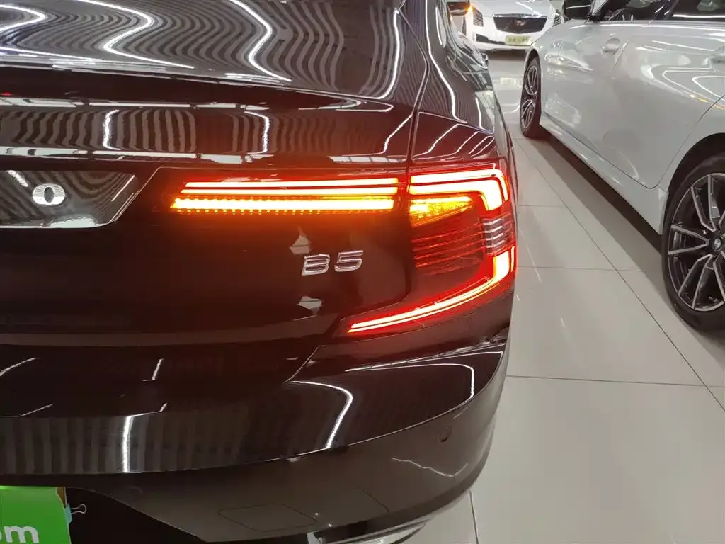 Volvo S90 — фото 9
