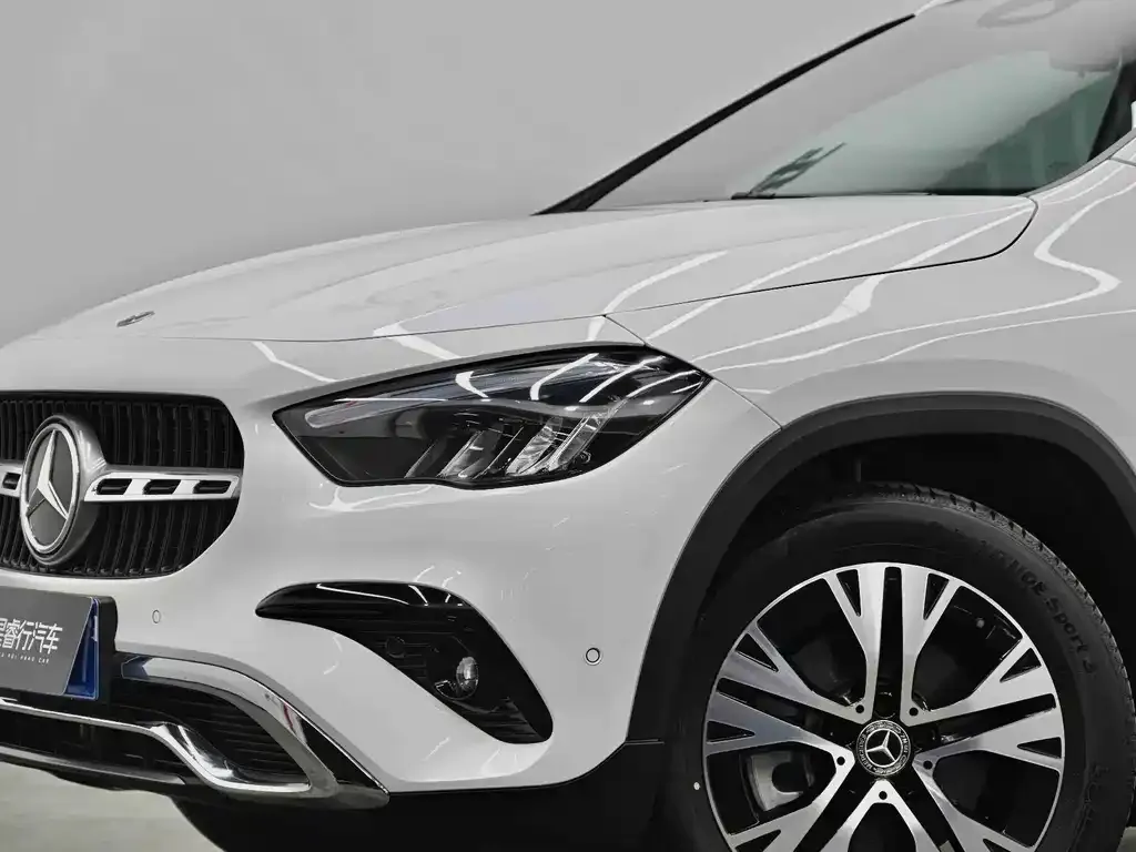Mercedes-Benz GLA — фото 10