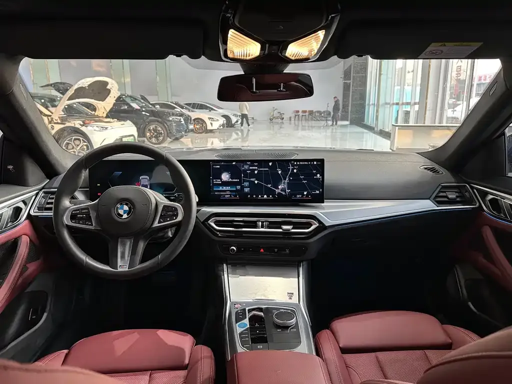 BMW i4 — фото 8
