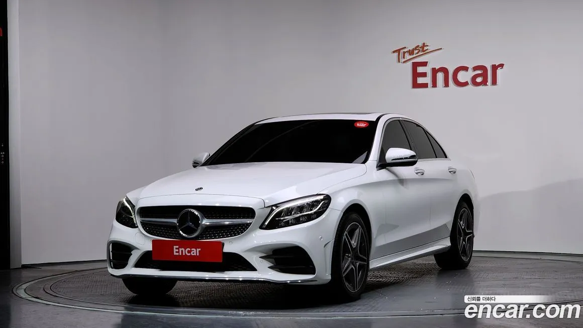 Mercedes-Benz C-Class — фото 1