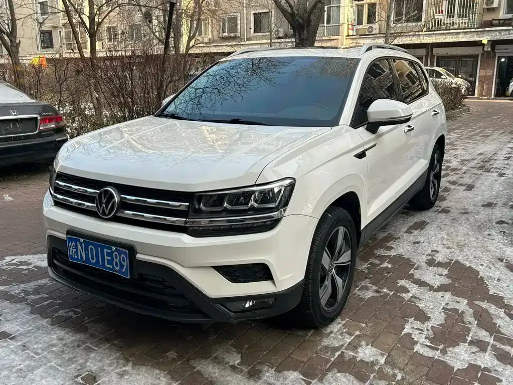 Volkswagen Tharu — фото 1