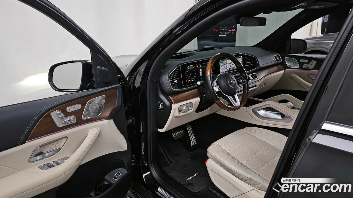 Mercedes-Benz GLS-Class — фото 9