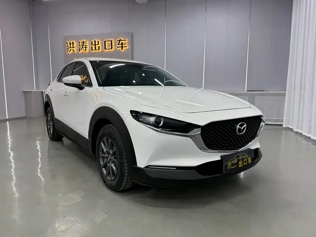 Mazda CX-30 — фото 2