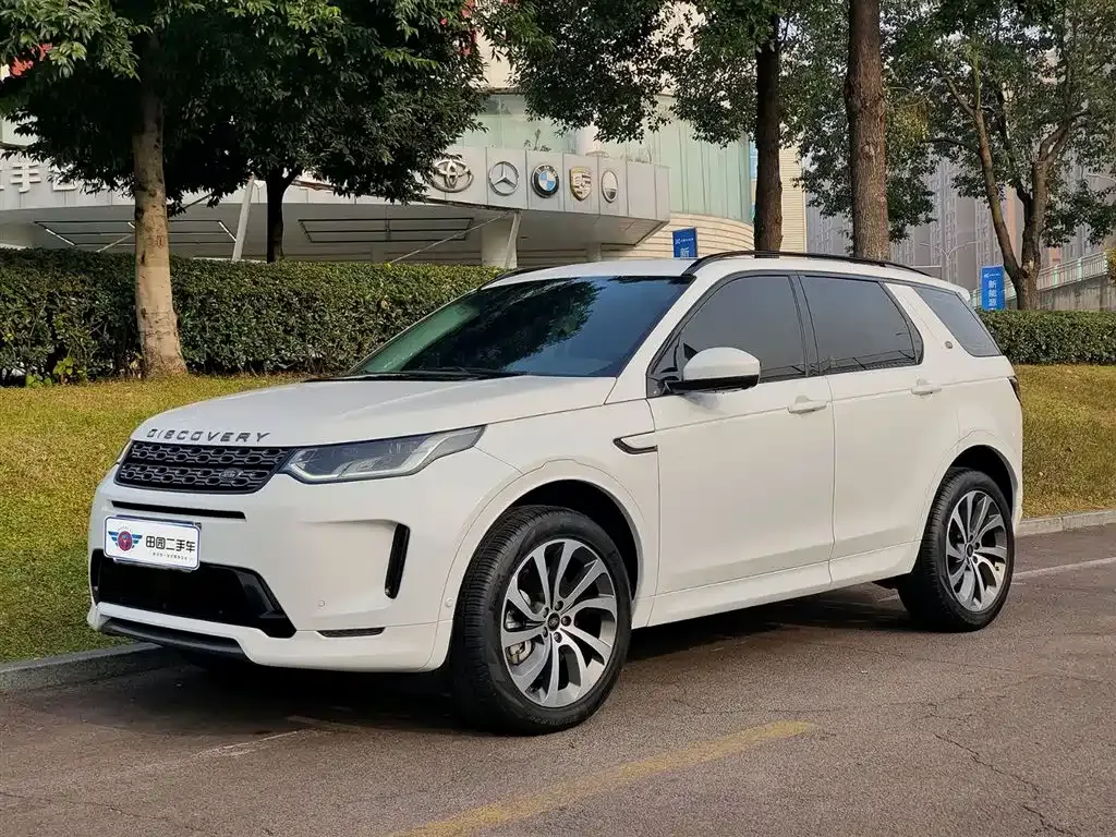 Land Rover Discovery Sport — фото 1