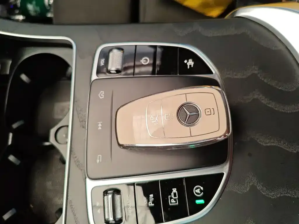 Mercedes-Benz C-Class (Import) — фото 2